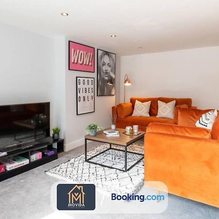 Stylish Two Bed Town Centre Apartment By Movida Property Group Short Lets & Serviced Accommodation With Parking Харогейт Екстериор снимка