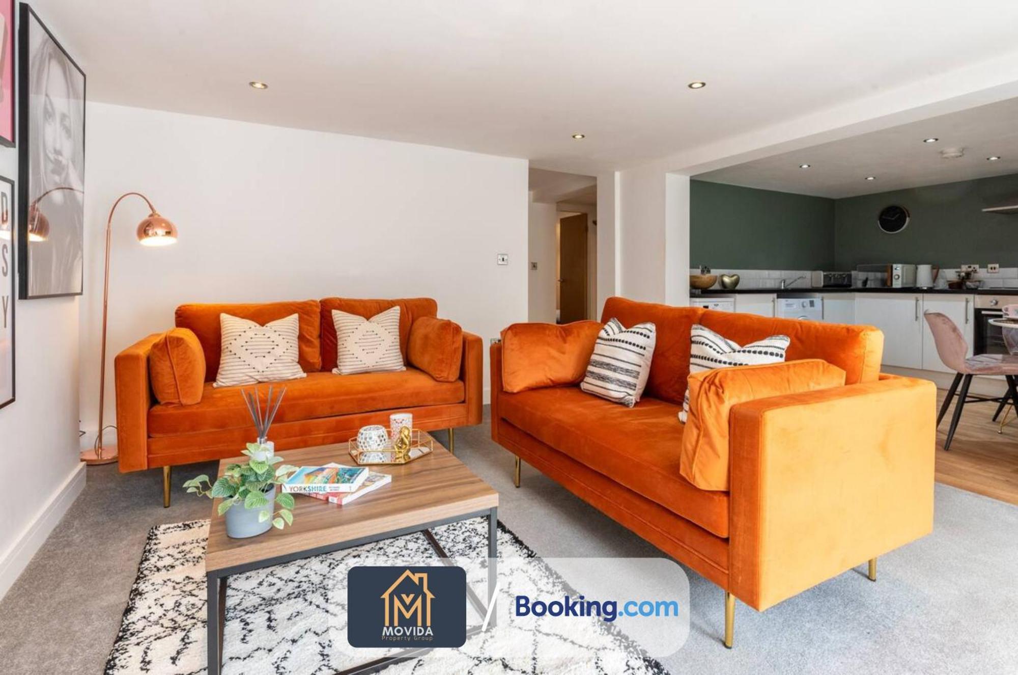 Stylish Two Bed Town Centre Apartment By Movida Property Group Short Lets & Serviced Accommodation With Parking Харогейт Екстериор снимка